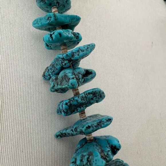 Vintage 1940s Kingman Turquoise Nugget Heishi Bead
Necklace - Picture 9 of 12